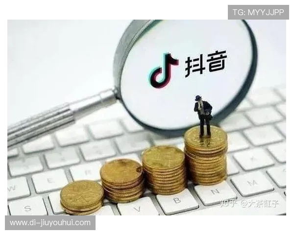 揭秘热议的买足球衣网红真实身份及其走红背后故事深度解析全面呈现