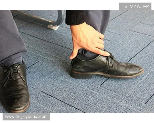 踢足球后出现跖骨疼痛时应如何科学缓解与有效预防指南实用策略法